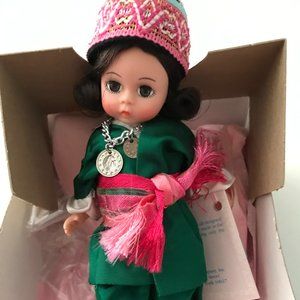 Madame Alexander ARMENIA 8" Doll International Series #507 w/ Tags & Box - 1989